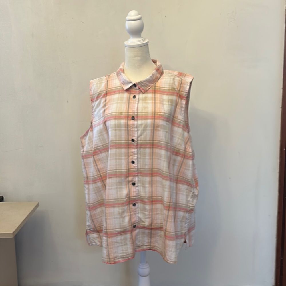 G H Bass & Co sleeveless pink melon plaid blouse Button front Size XXL NWT